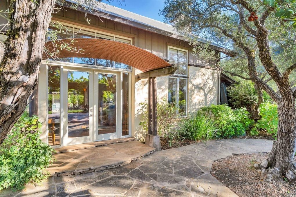 1444 Manley Lane in Rutherford